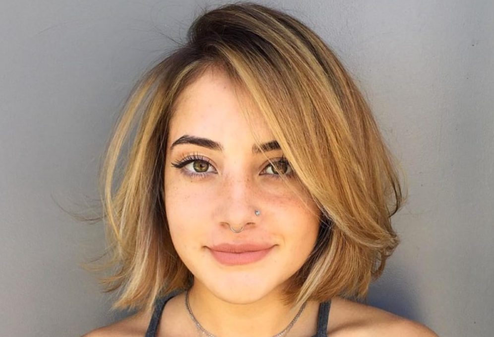 Short layered hairstyle via Latest Hairstyle.